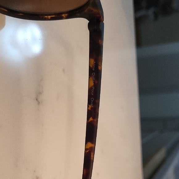 Goodr-Tortoise Shell Sunglasses - Picture 3 of 7